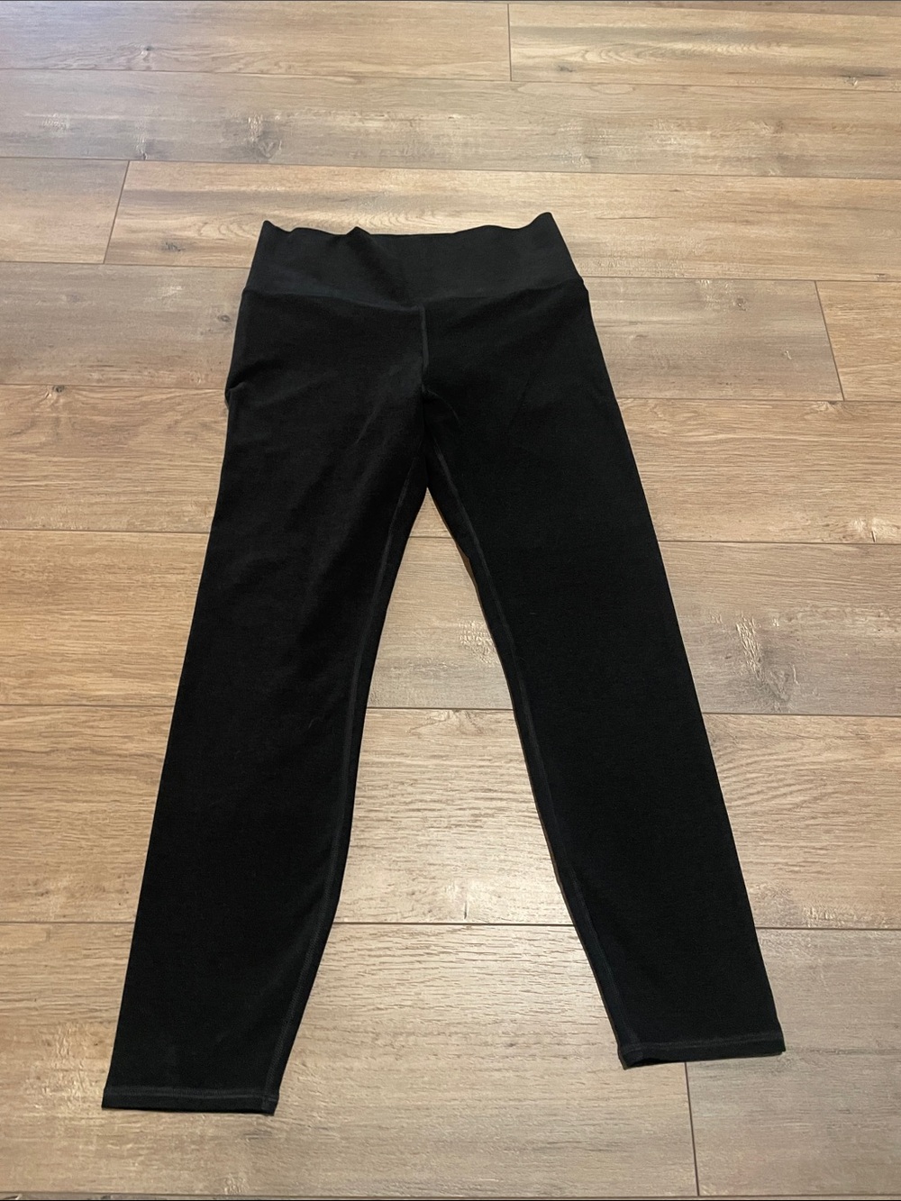 Vuori Black Women's Leggings - size M